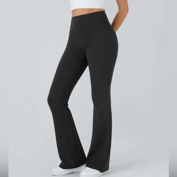 NWT Halara yoga work pant flared legging soft in black xs petite - Picture 1 of 3